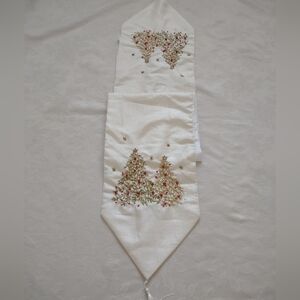 Melrose Intl Tinsel Bell Embroidered Holiday Table Runnner